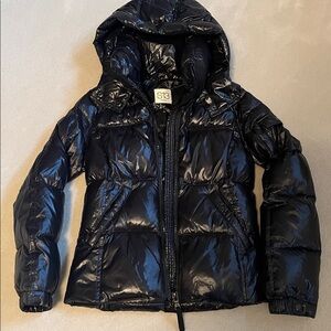 Stylish Girls Black Puffer Jacket